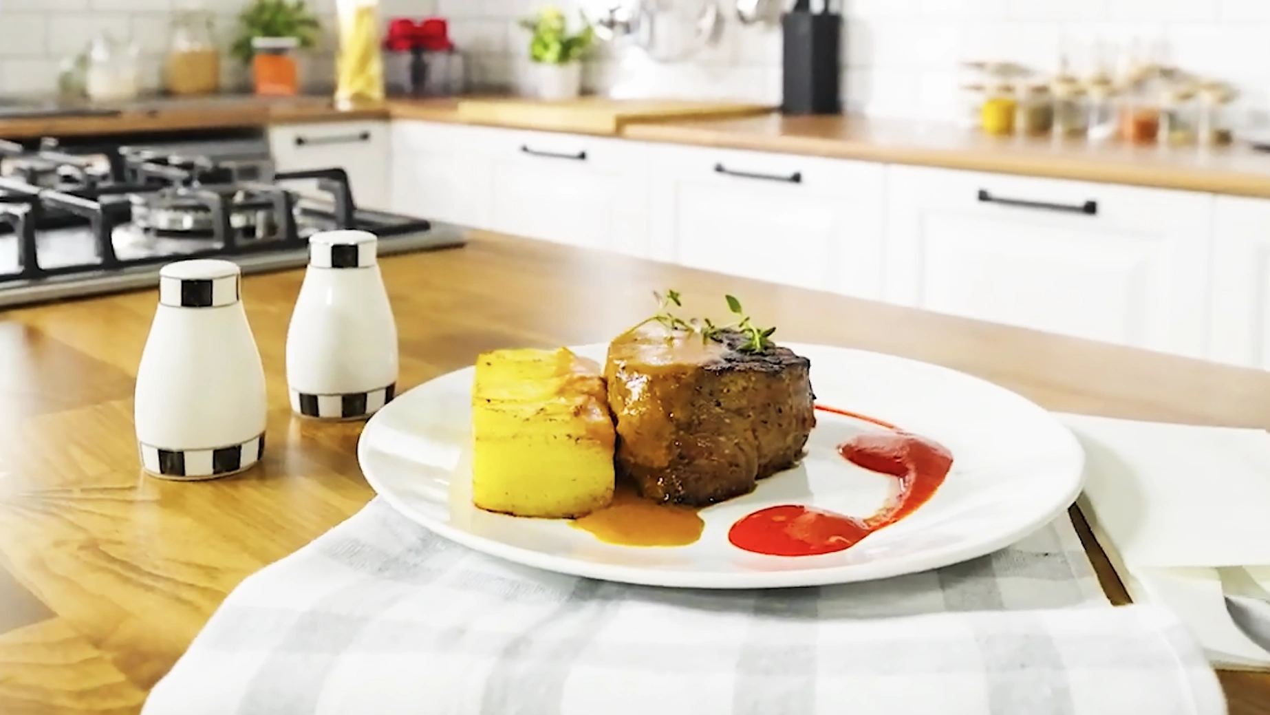 Dana Bonfile Şef Tabağı